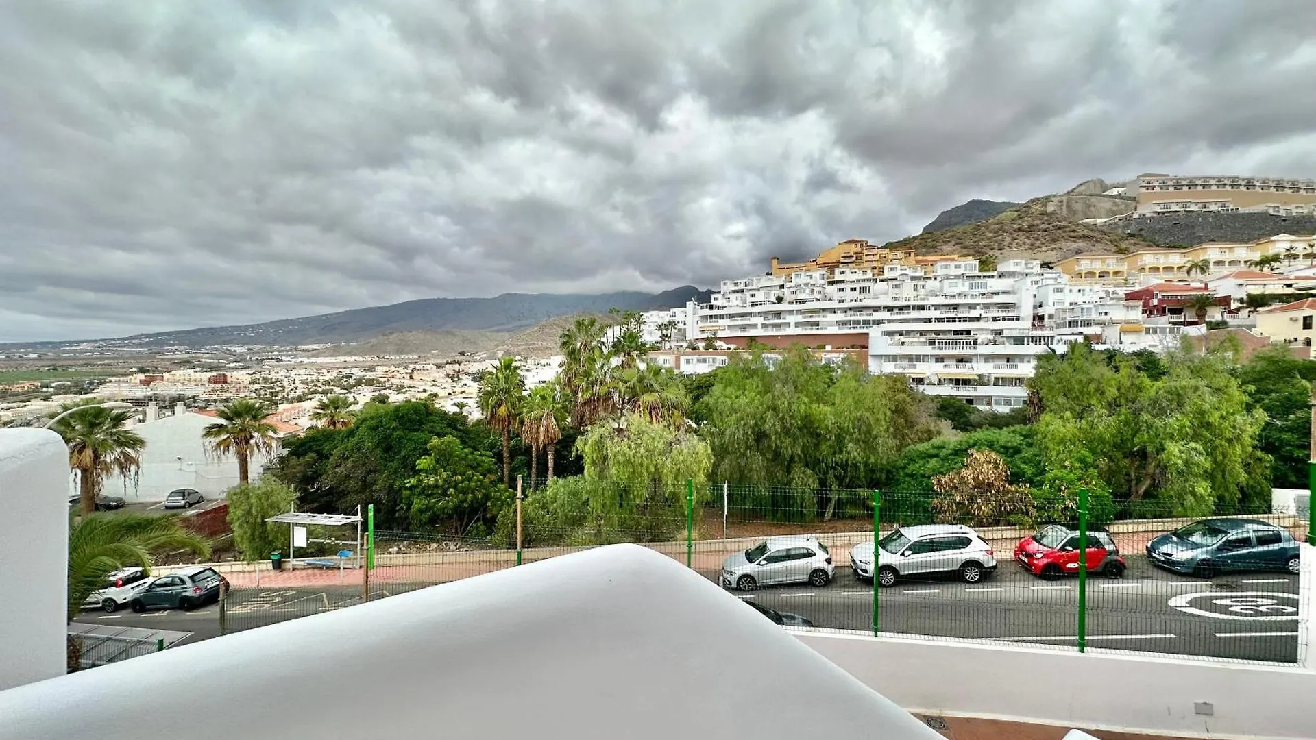 La Gomera Views アデヘ アパート